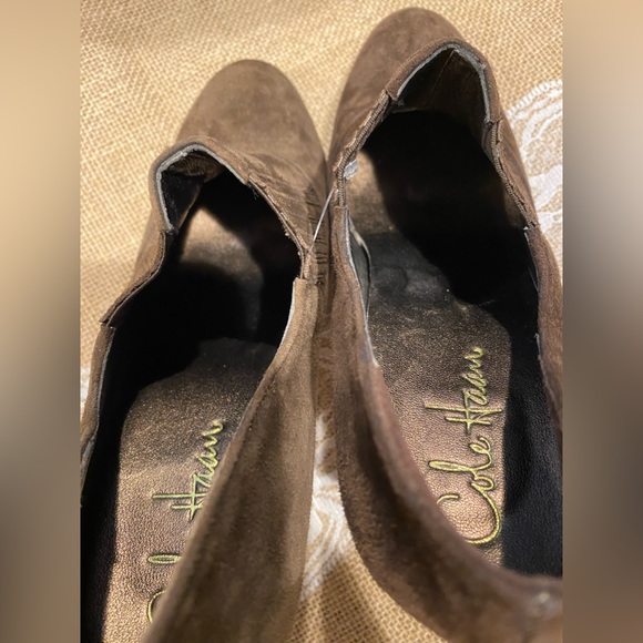 Cole Haan🚨NWOT Women's Nike Air Brown Suede Pull-on Ankle Booties Boots S7”NWOT - Picture 10 of 14
